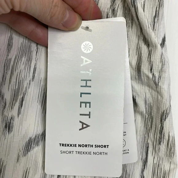 Athleta Trekkie North Off White Lace  Athletic Shorts 22 NWT - Picture 4 of 7